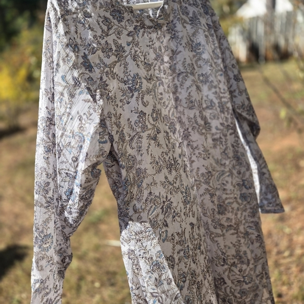 Gray and White Long Sleeve Camouflage Blouse